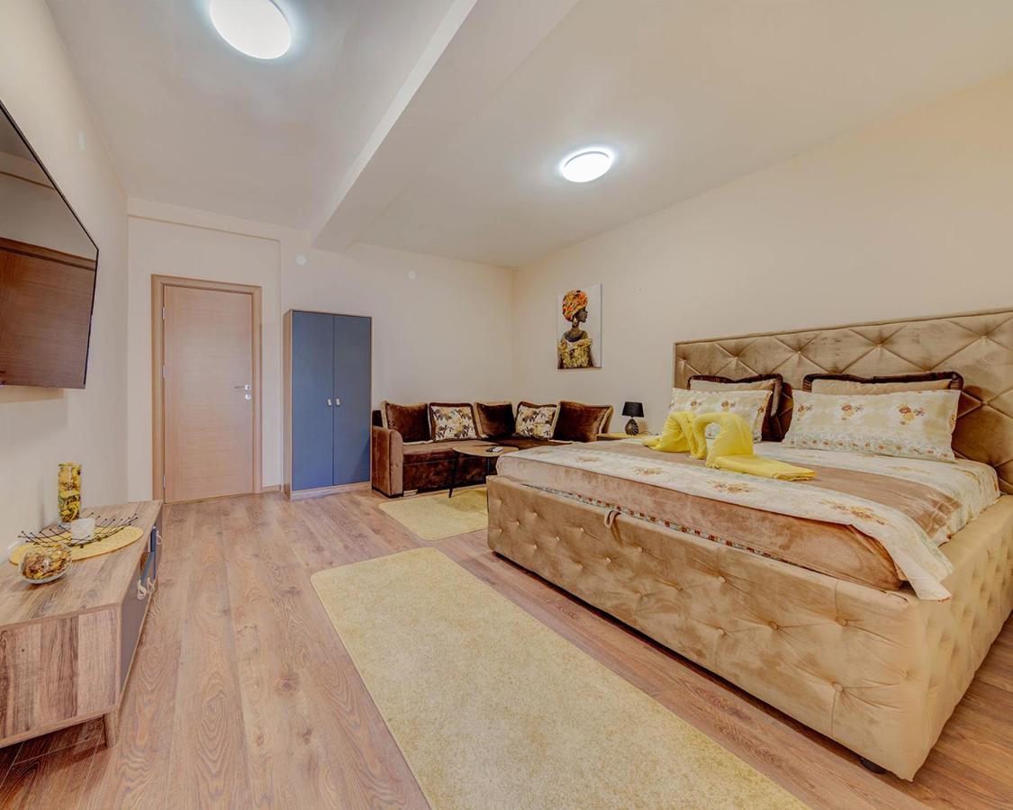Dom B Apartments Budva Luaran gambar