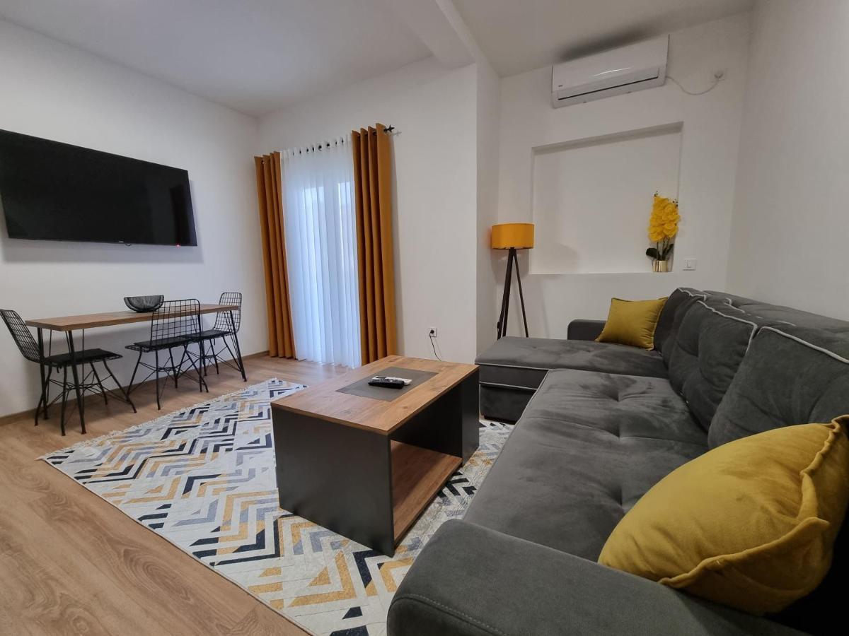 Dom B Apartments Budva Luaran gambar